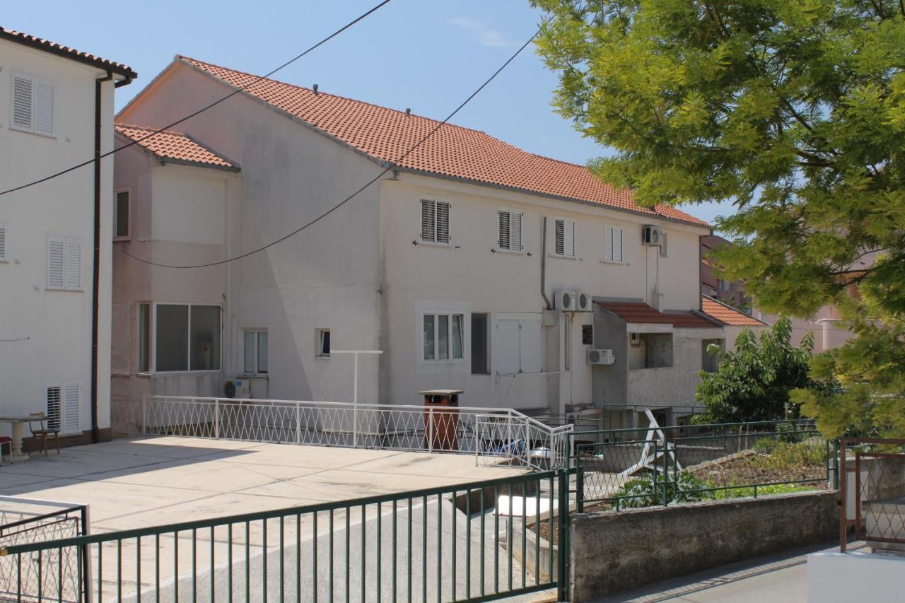 Apartments With A Parking Space Makarska - 6693 Exterior foto