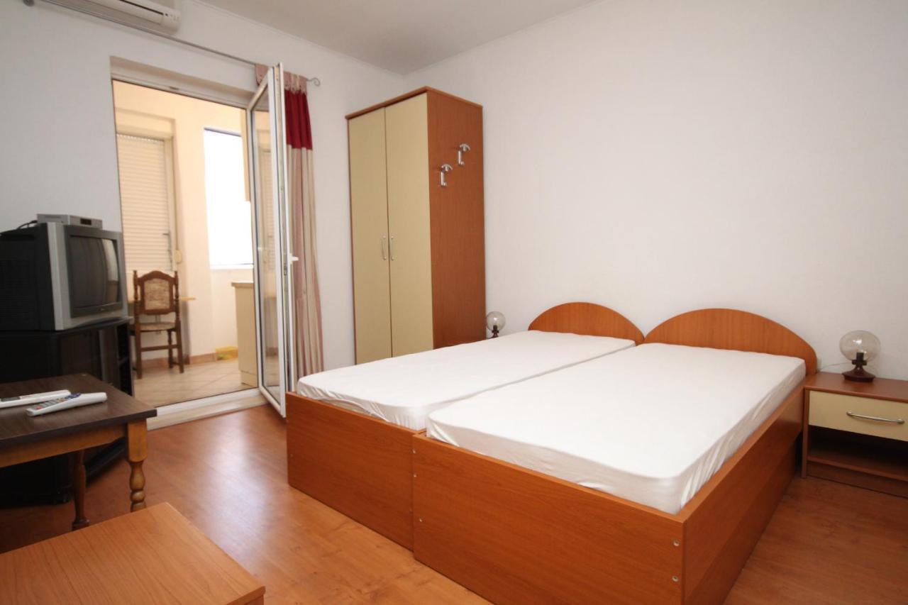 Apartments With A Parking Space Makarska - 6693 Exterior foto