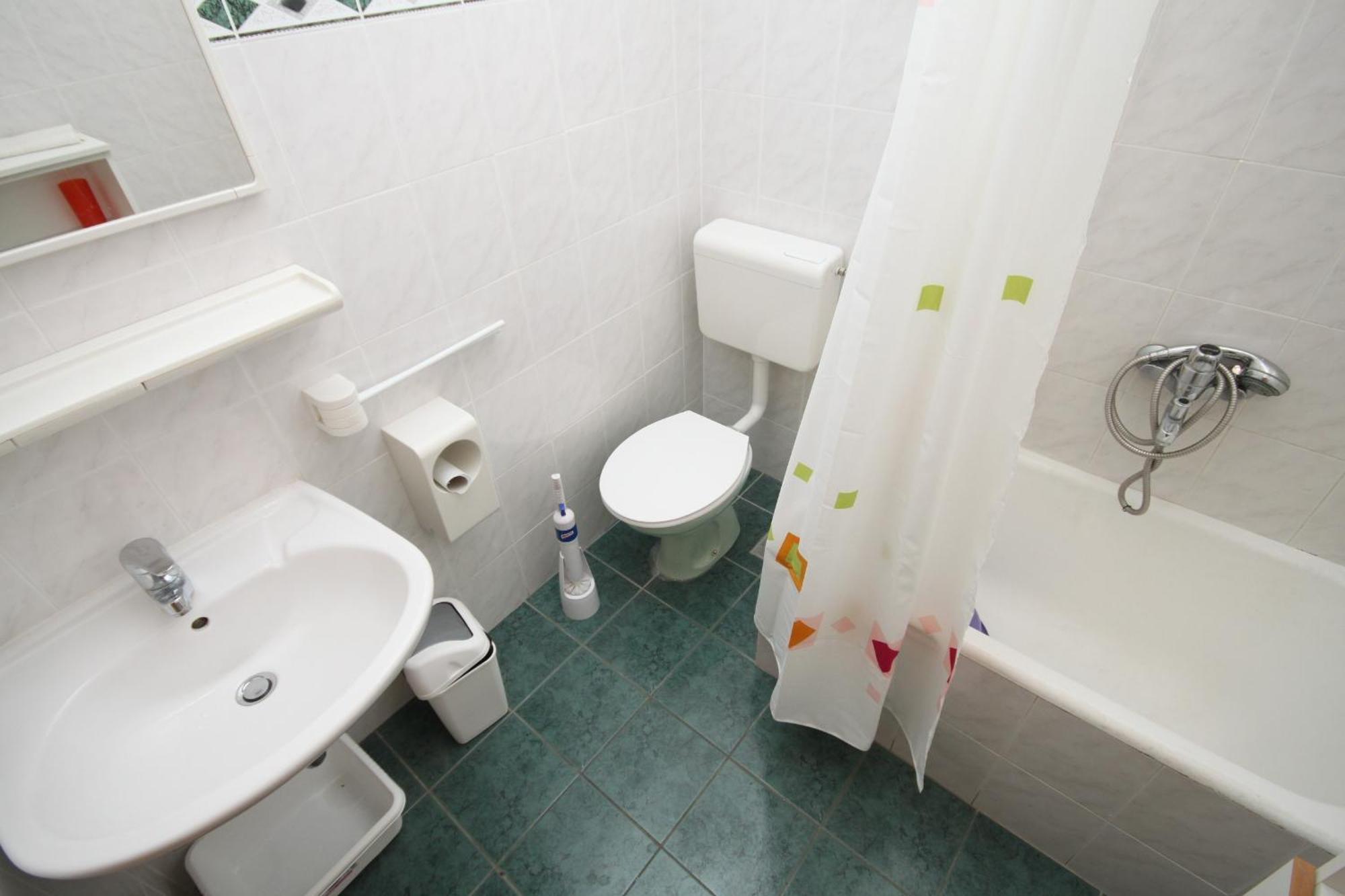 Apartments With A Parking Space Makarska - 6693 Quarto foto